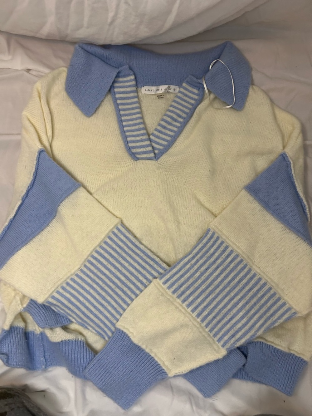 Altar'd State Cream and Light Blue V-Neck Contrast-Collar Sweater